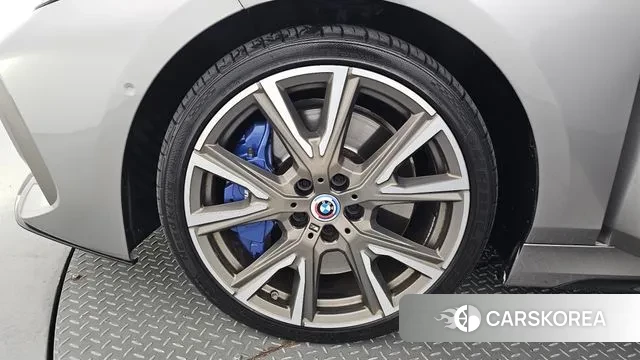 BMW 1 Series (F40) id 3088359 из Кореи 15