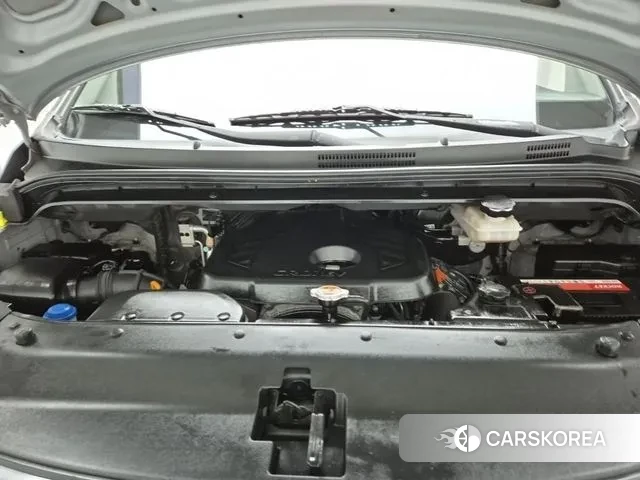 Hyundai The New Grand Starex id 3666688 из Кореи 13