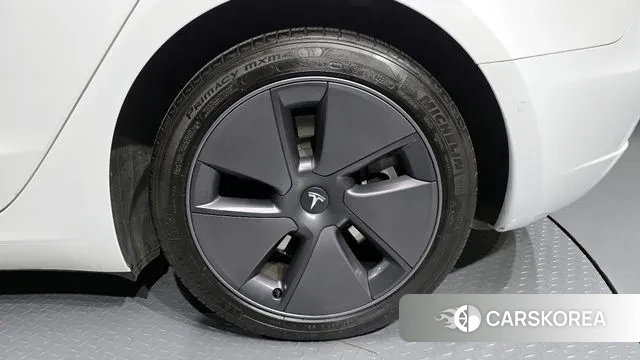 Tesla Model 3 id 3610766 из Кореи 15