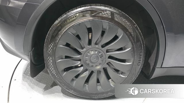 Tesla Model Y id 4177734 из Кореи 15