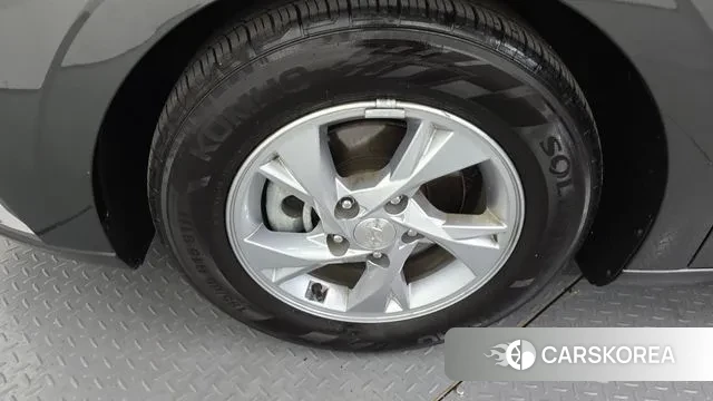 Hyundai Avante (CN7) id 3438900 из Кореи 15