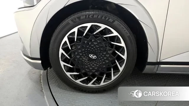 Hyundai Ionic 5 id 3759900 из Кореи 15