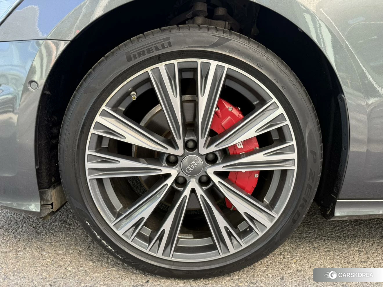Audi A6L id 4407550 из Китая 12