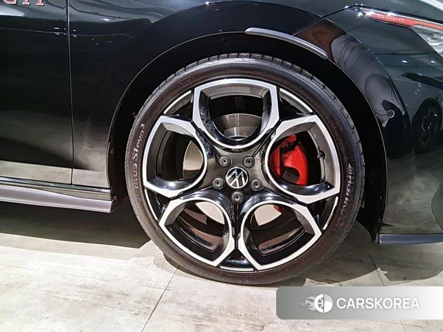 Volkswagen Golf 8th Generation id 4853594 из Кореи 10