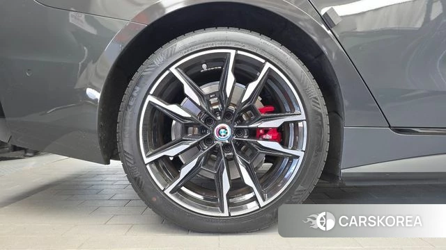 BMW i4 id 4863601 из Кореи 28
