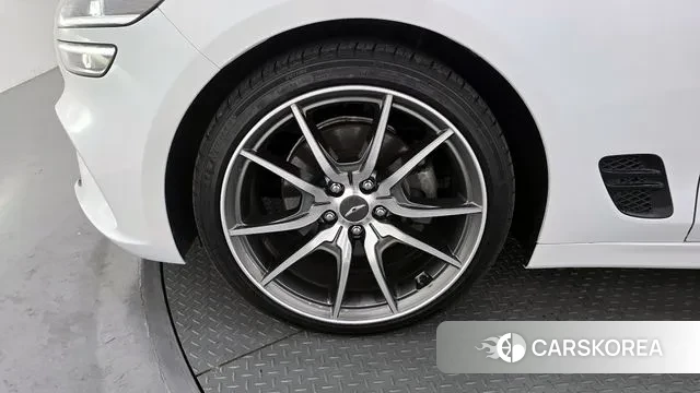 Genesis The New G70 id 3032501 из Кореи 15