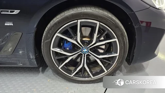 BMW 5 Series (G30) id 3438110 из Кореи 15