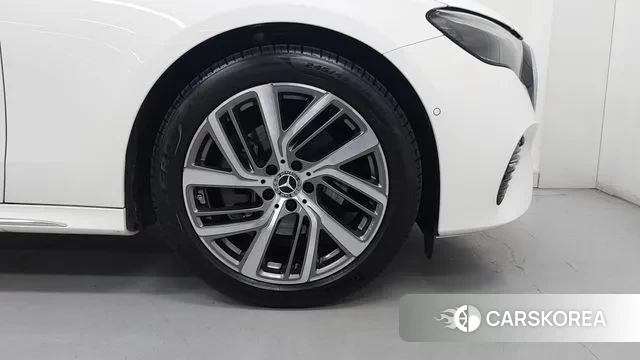 Mercedes-Benz E-Class W214 id 2909949 из Кореи 12