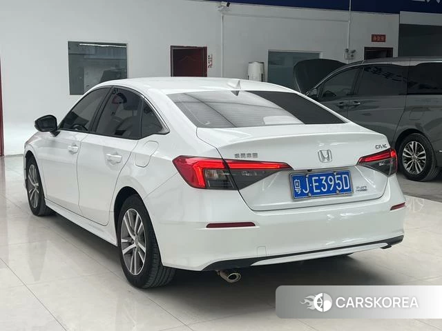 Honda Civic 2023 Белый из Китая, фото 5