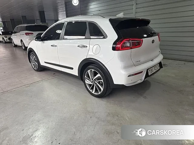 Kia Niro id 3220858 из Кореи 14