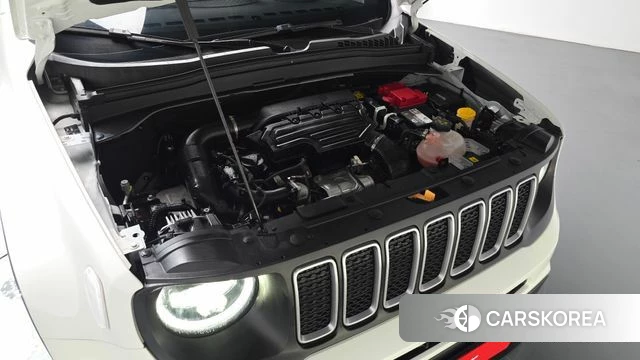 Jeep Renegade id 4665397 из Кореи 28