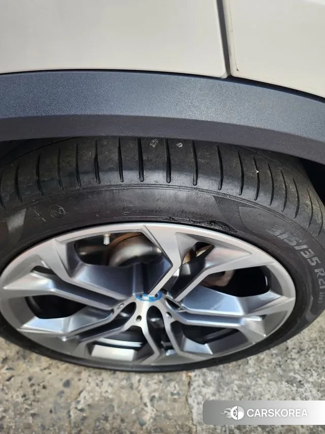 BMW X5 (G05) 2022 Жемчужный цвет из Кореи, фото 6