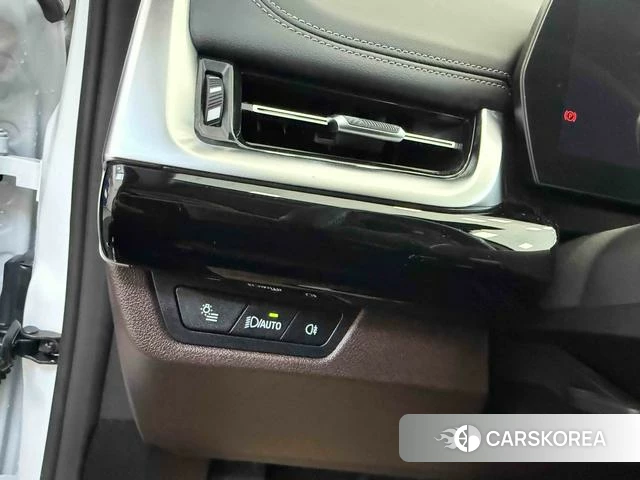 BMW X1 id 4275947 из Китая 17