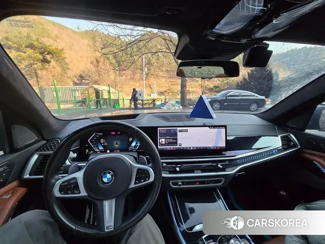 BMW X7 (G07) 2023 Черный из Кореи, фото 5