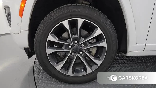 Jeep Grand Cherokee (WL) id 3432224 из Кореи 15