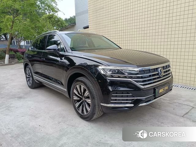 Volkswagen Touareg PHEV id 4260689 из Китая 10