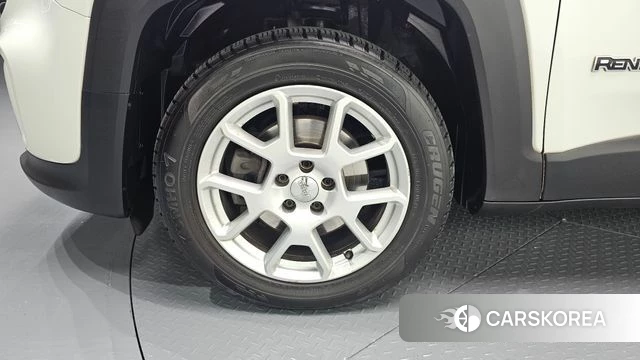 Jeep Renegade id 4495730 из Кореи 26
