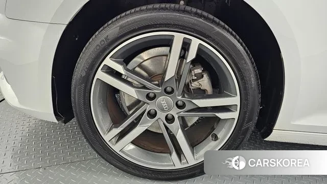 Audi A4 (B9) id 3454616 из Кореи 15