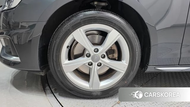 Audi A4 (B9) id 4785073 из Кореи 31