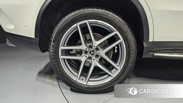 Mercedes-Benz GLE - Class W166 id 4543638 из Кореи 15