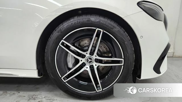 Mercedes-Benz E-Class W214 id 3882740 из Кореи 15