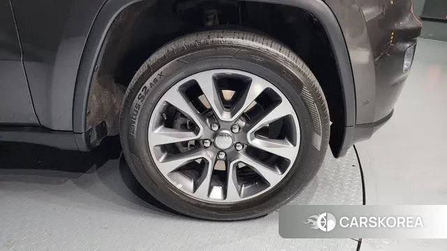 Jeep Grand Cherokee id 3631806 из Кореи 15