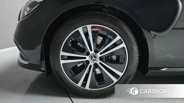 Mercedes-Benz E-Class W213 id 4330800 из Кореи 28