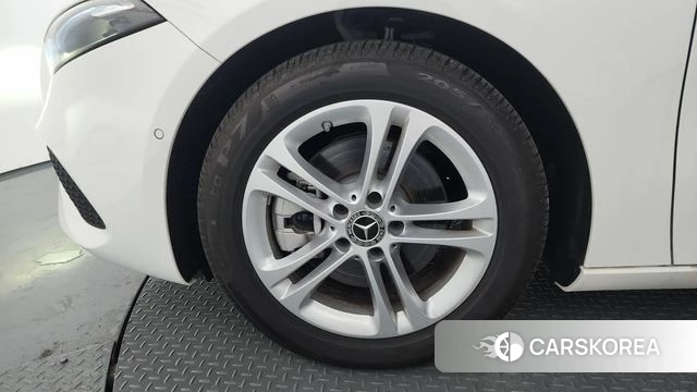 Mercedes-Benz A-Class W177 id 4307980 из Кореи 25