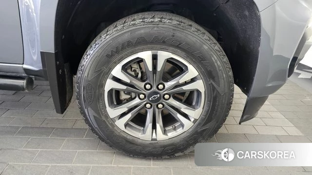 Chevrolet (GM Daewoo) Real New Colorado id 3839789 из Кореи 15