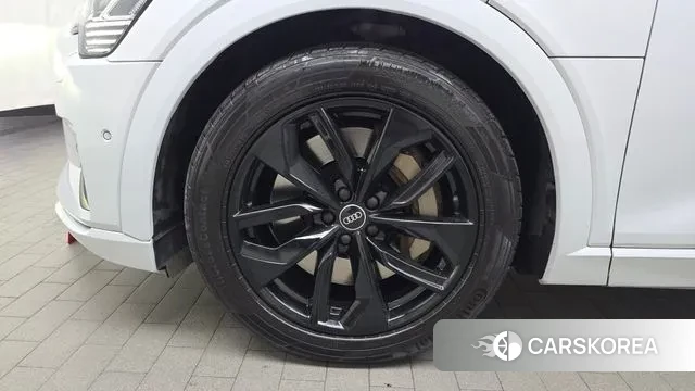 Audi e-Tron id 3443503 из Кореи 15