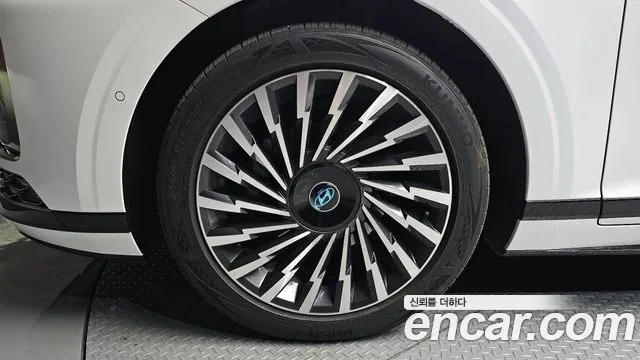 Hyundai Grandeur Hybrid (GN7) id 2699228 из Кореи 15