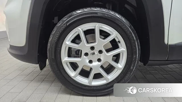 Jeep Renegade id 3766191 из Кореи 15