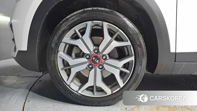 Kia Seltos id 4703225 из Кореи 15