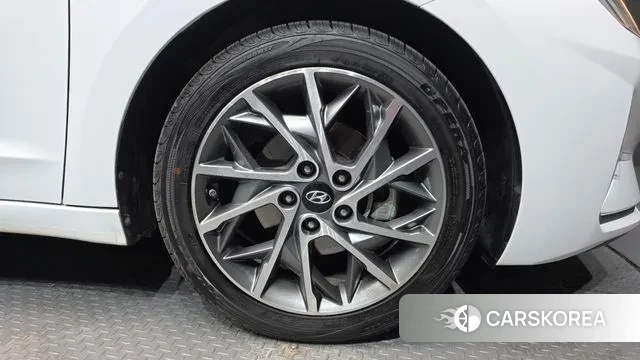 Hyundai The New Avante AD id 3728400 из Кореи 15