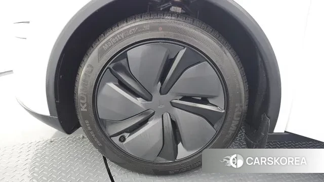 Tesla Model Y id 3415174 из Кореи 15