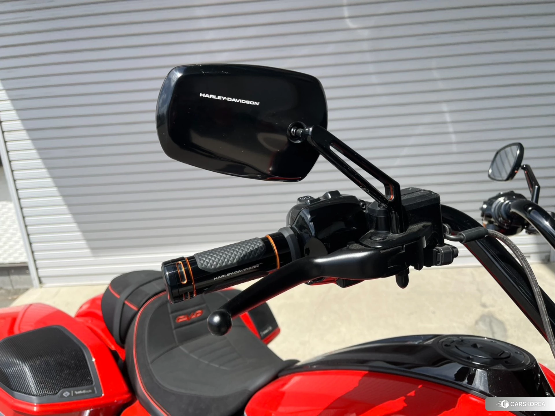 Проданный Harley-Davidson Road Glide FLTRXSE1800 CVO id 4191820 из Японии, фото 16