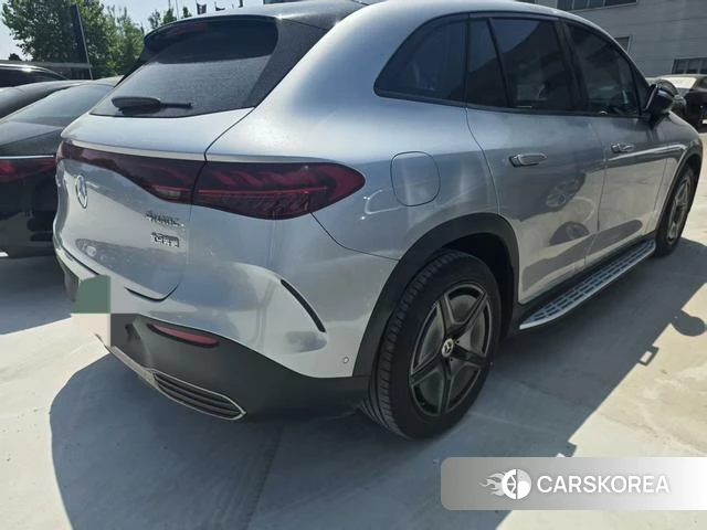 Mercedes-Benz EQE SUV 2026 Серебристо-серый из Китая, фото 6