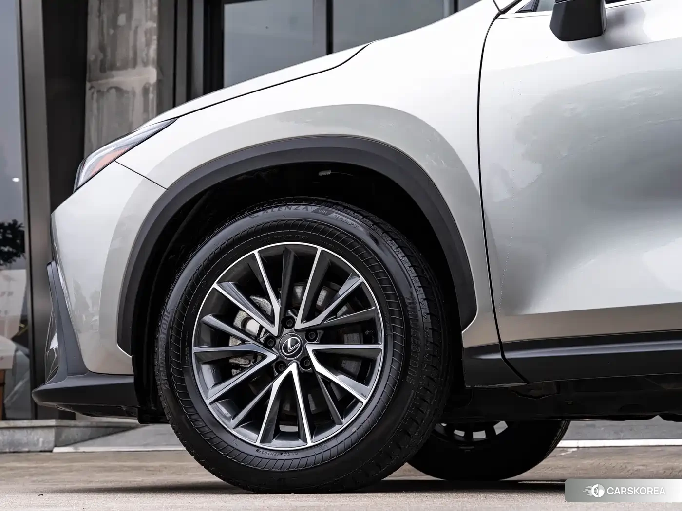 Lexus NX id 4674281 из Китая 15