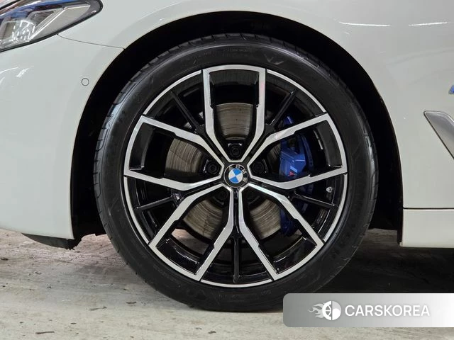 BMW 5 Series (G30) id 4281693 из Кореи 15
