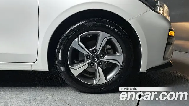 Kia Come New K3 id 2714021 из Кореи 15