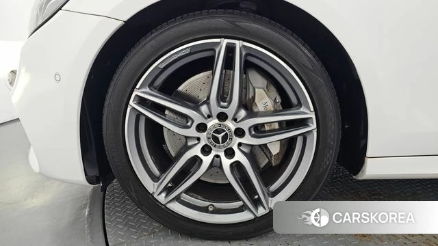 Mercedes-Benz E-Class W213 id 4907511 из Кореи 34