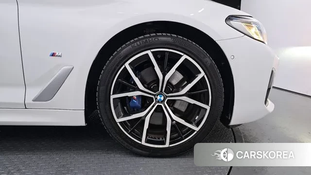 BMW 5 Series (G30) id 3525203 из Кореи 15