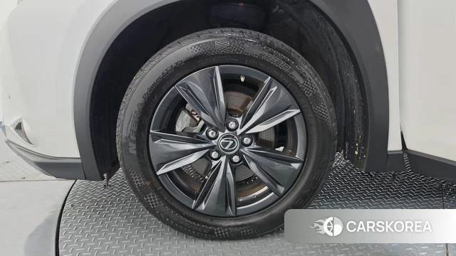 Lexus UX250h id 4741347 из Кореи 26