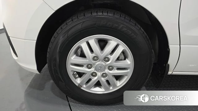 Hyundai The New Grand Starex id 3899949 из Кореи 15