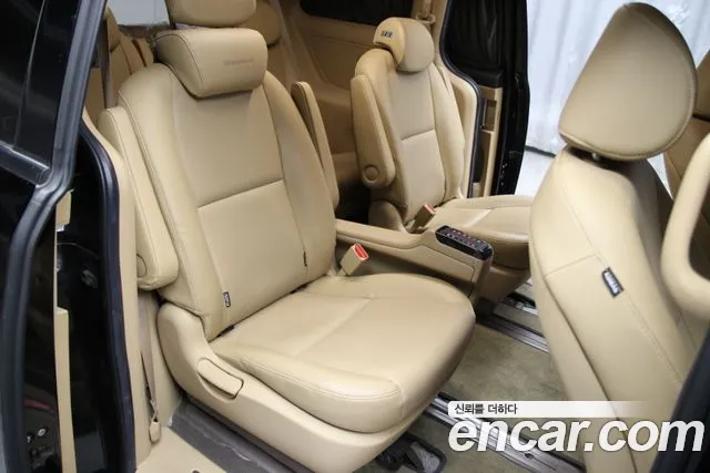 Kia The New Carnival id 2682480 из Кореи 15