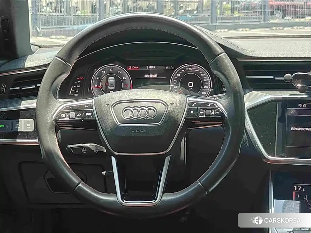 Audi A6L id 4576620 из Китая 18