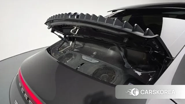 Porsche 911(992) id 3038845 из Кореи 15