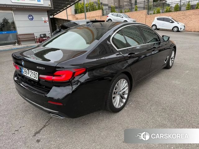 BMW 5 Series (G30) id 4547715 из Кореи 10