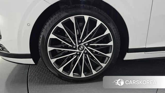 Hyundai Grandeur Hybrid (GN7) id 4230587 из Кореи 30
