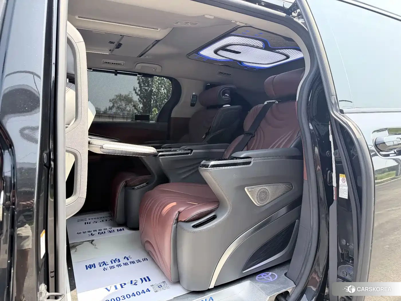 Toyota Sienna id 4589523 из Китая 10